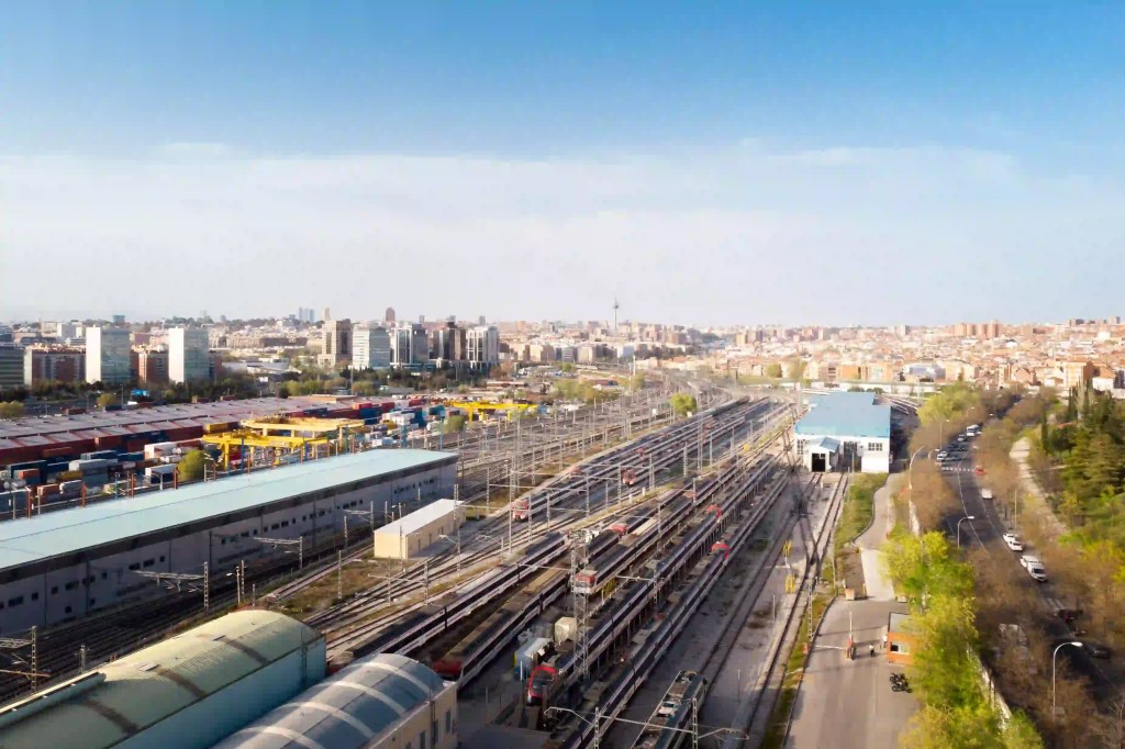 Bang Sue Grand Station: The Gateway to Thailand's Modern Rail Network